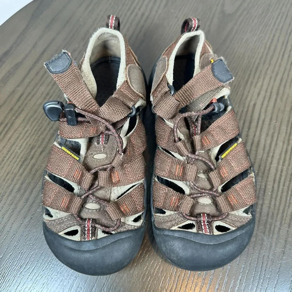 Keen Newport H2 1006570 Sandals‎ Big Kids Size 1 Brown Waterproof Outdoor Hiking